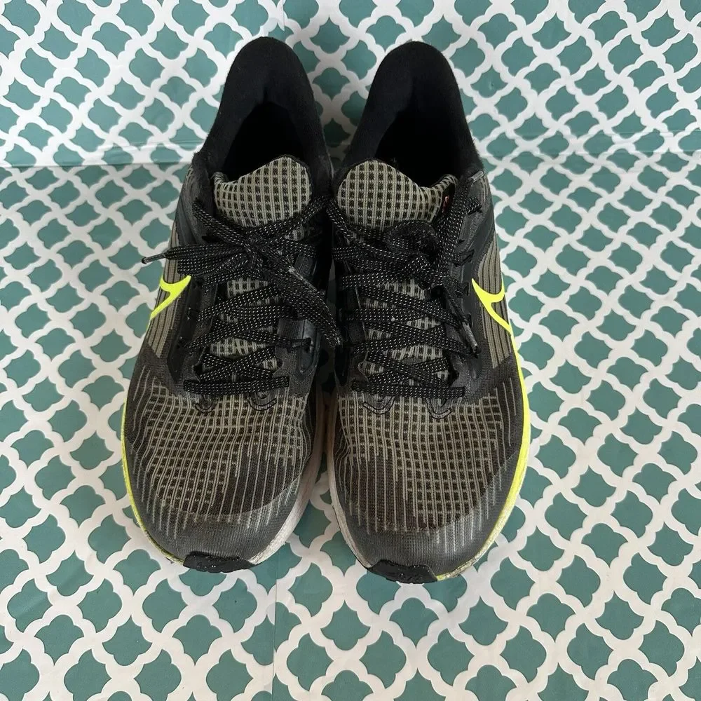 Nike‎ Air Zoom Pegasus 39 NN Black/Volt-Barely Volt DM4015-002 Size 7Y